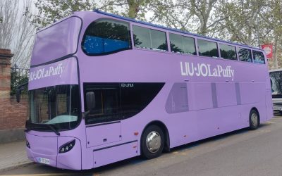 Promoción LUI·JOLaPuffy en autobús premium con interior